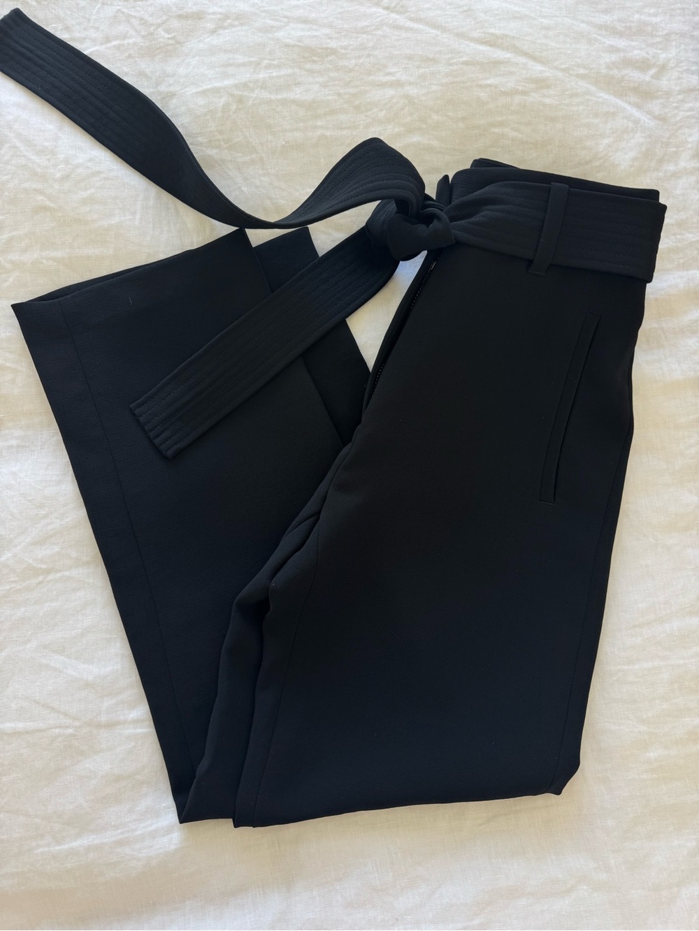 Aritzia Black Straight-Leg Tie-Waist Pants
